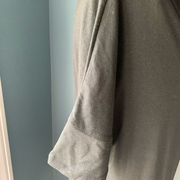 LBD - Picture 3 of 6